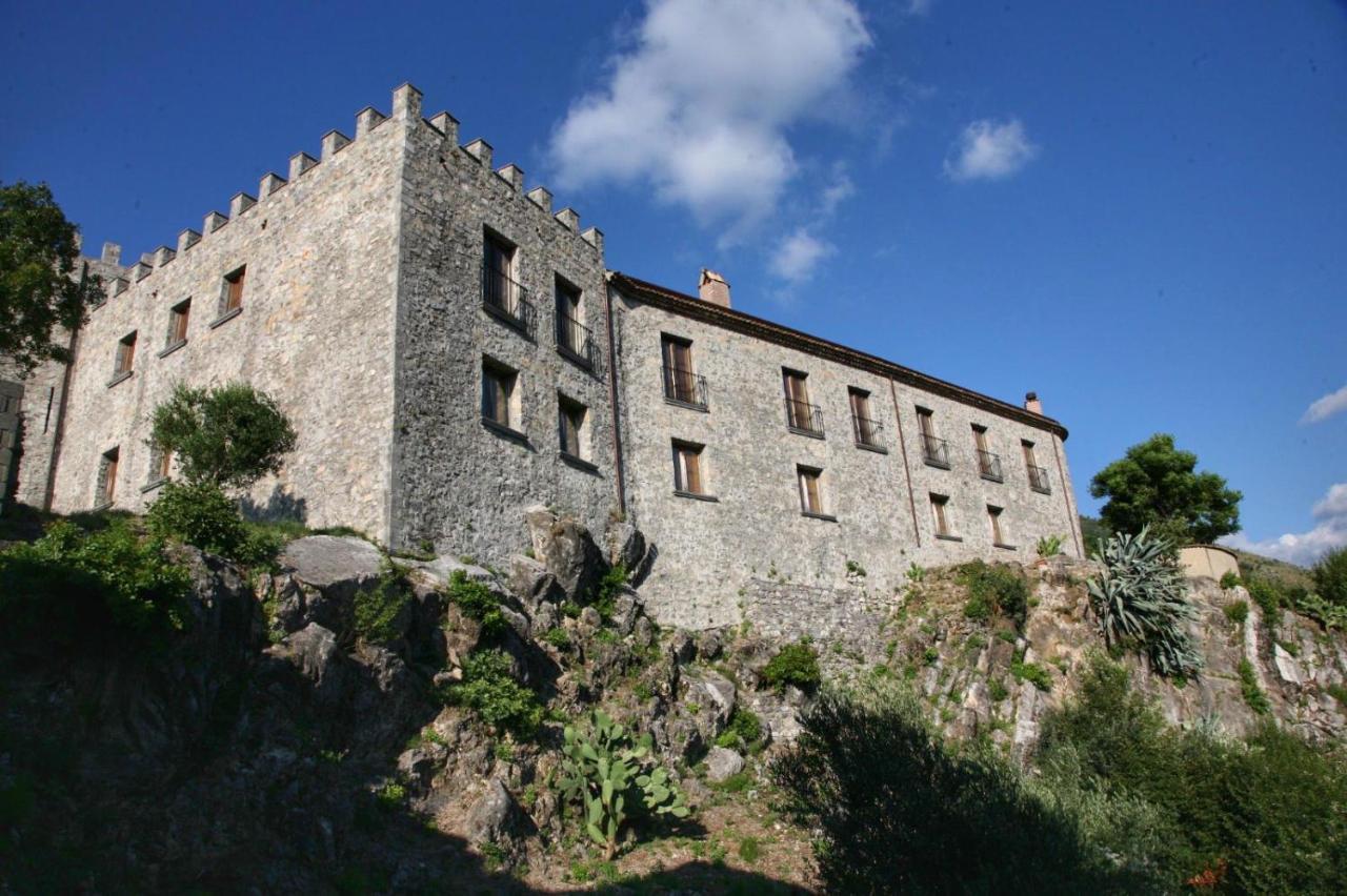 Il Castello Dei Principi Sanseverino فيدجانيلو المظهر الخارجي الصورة