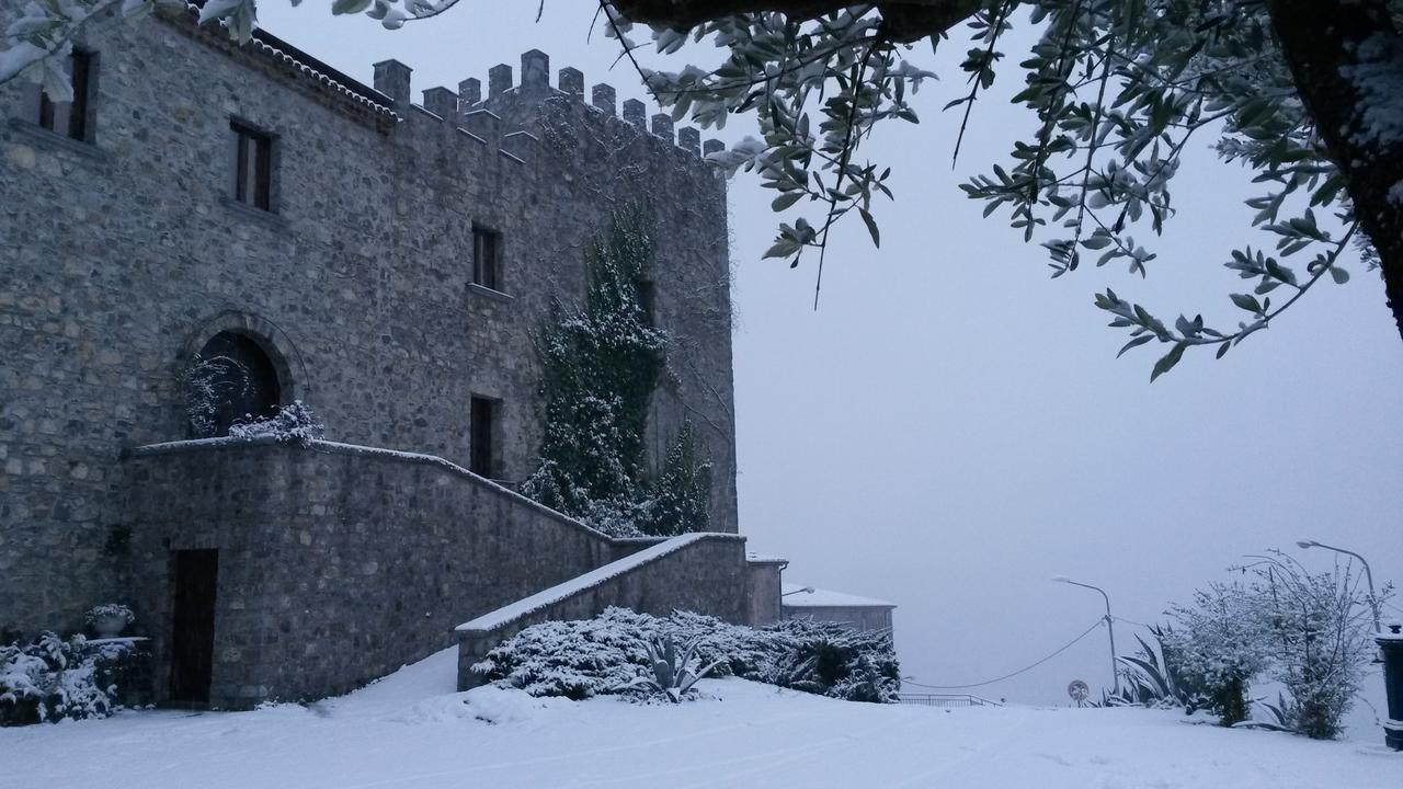 Il Castello Dei Principi Sanseverino فيدجانيلو المظهر الخارجي الصورة